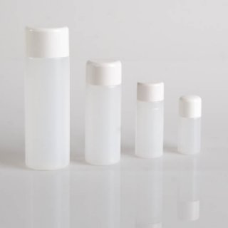 Kunststoffflaschen matt Spritzverschluss © Anna Wimmer